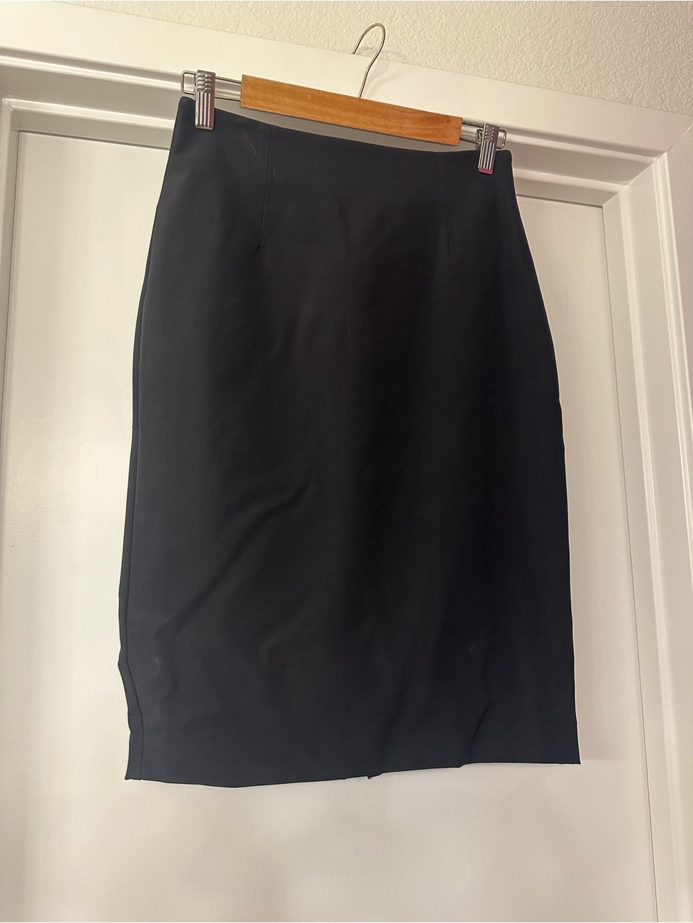 Kenneth Cole Black Pencil Skirt - Sleek Workwear